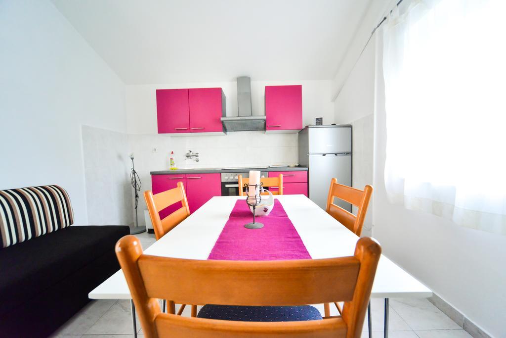 Apartments Valentina Petrcane Εξωτερικό φωτογραφία