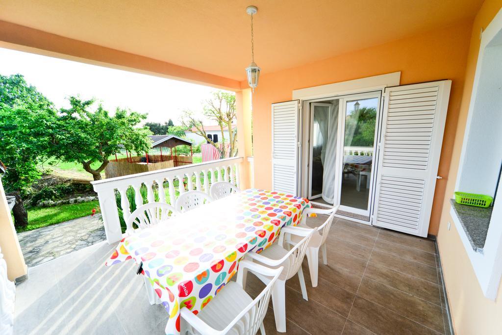 Apartments Valentina Petrcane Εξωτερικό φωτογραφία