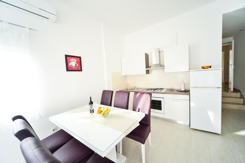 Apartments Valentina Petrcane Εξωτερικό φωτογραφία