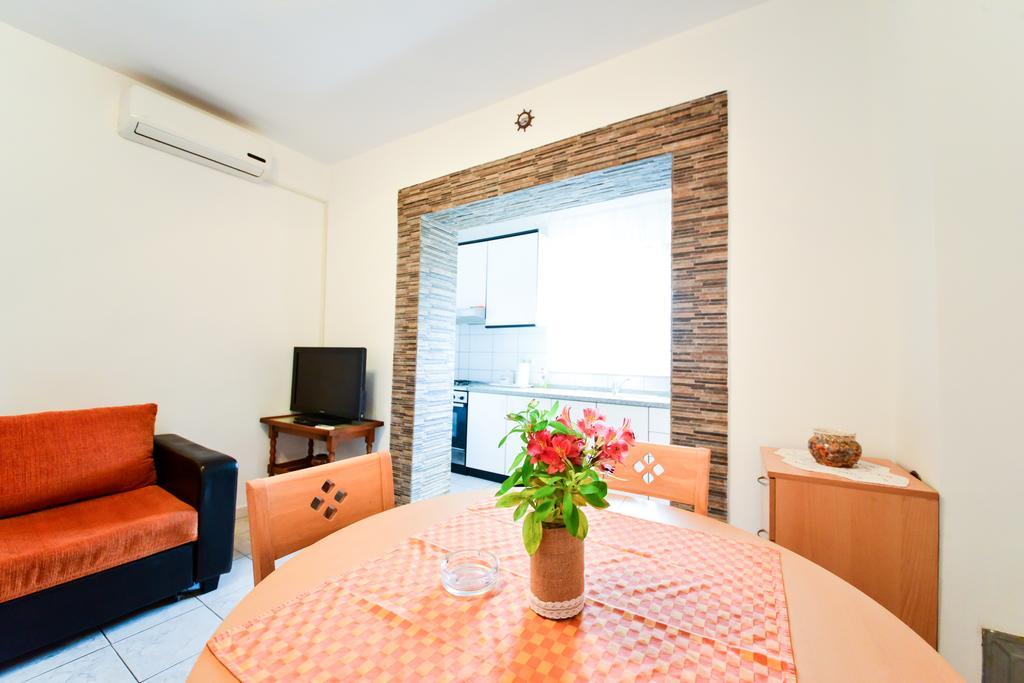 Apartments Valentina Petrcane Εξωτερικό φωτογραφία