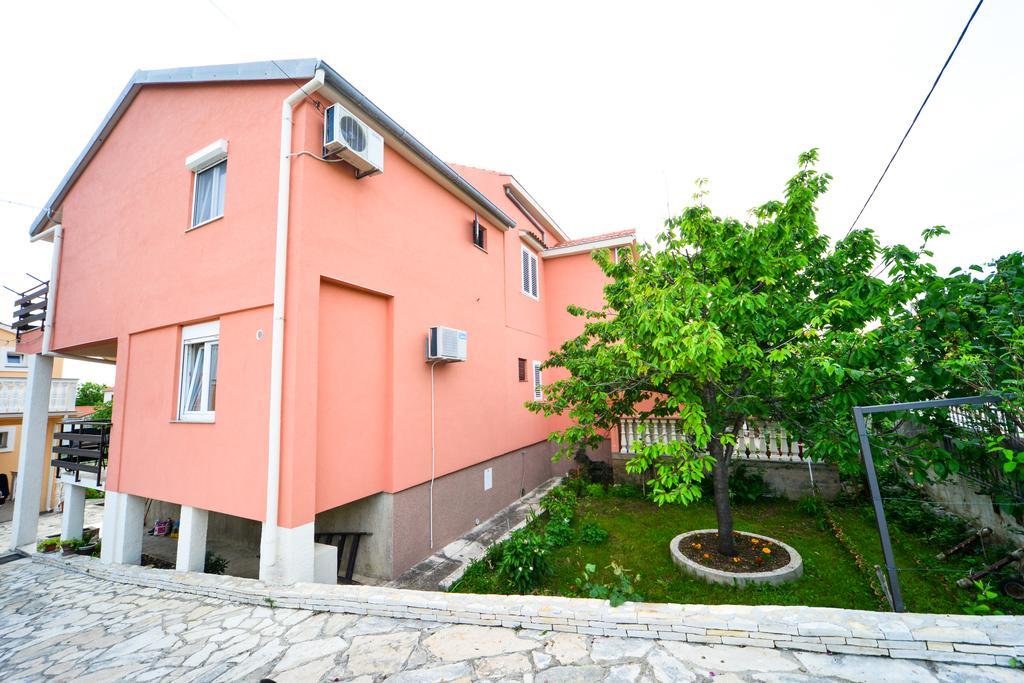 Apartments Valentina Petrcane Εξωτερικό φωτογραφία