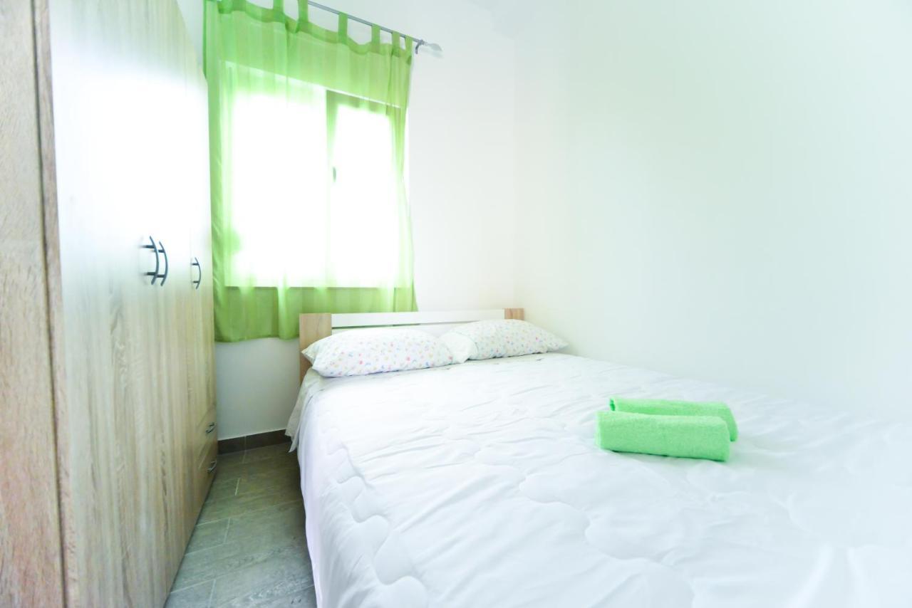 Apartments Valentina Petrcane Εξωτερικό φωτογραφία